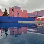 La Muralla Roja