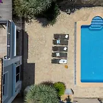 Abahana Villas Wagner