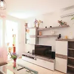 Bungalow Con Piscina - Lilia Rosa 10