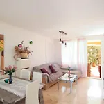 Bungalow Con Piscina - Lilia Rosa 10