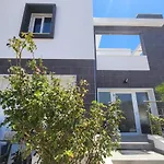 Villa En Pla Roig