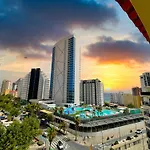 Apolo 5 Central Near Restaurants 150 Meter From Beach