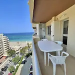 Apartamento Amplio Con 2 Dormitorios Y Vistas Al Mar