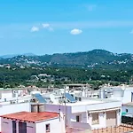Modern Quiet 3 Bdrs Flat In The Heart Of Calpe