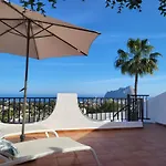 Casa Sunrise - Costa Blanca House With Rooftop, 5 Swimming Pools And Panoramic Sea- And Views At Penon De Ifach