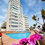 Apartment Orellana-4