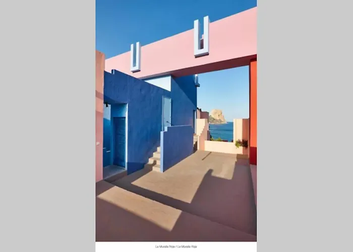 Precioso Apartamento En La Muralla Roja - 0221
