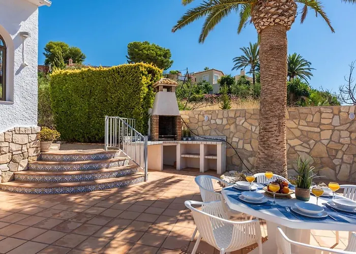 Villa Jaconne - Plusholidays