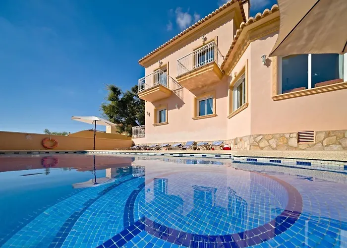 Villa Liriopadel