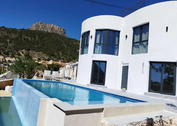 Modern Luxury Villa Paradise