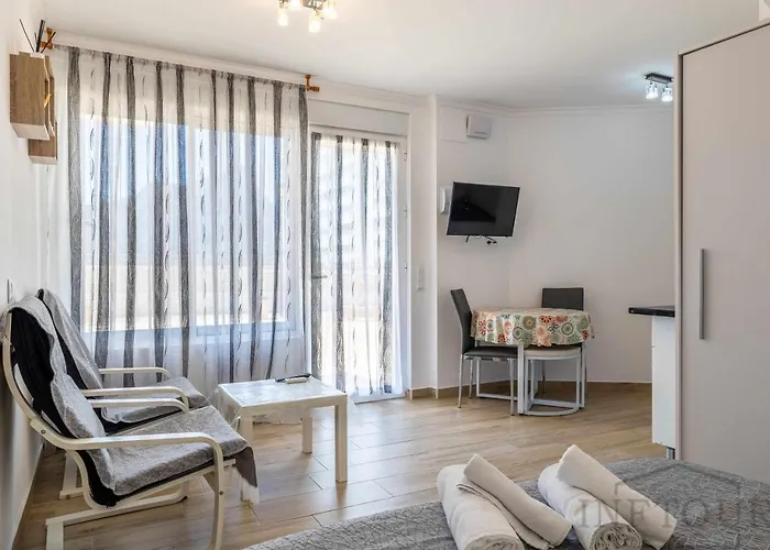 Inftour President 3 Apartamento