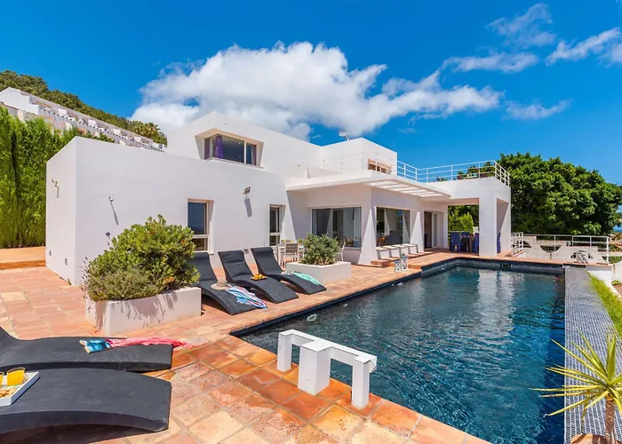 Villa Moderna - Plusholidays