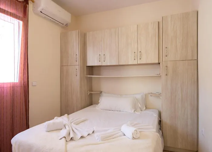 Villa Inia - Plusholidays