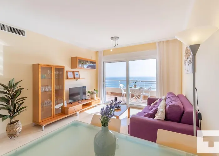 Apartamento Playa De Oro 8B - Grupo Turis