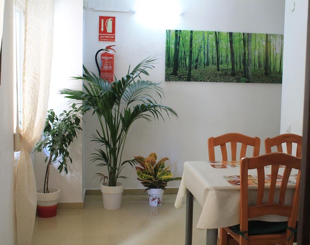 El Parque Guest house 3*