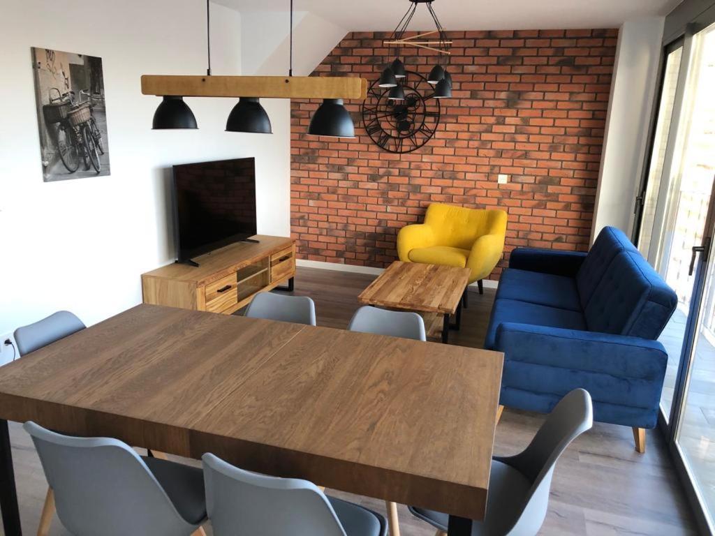 Isea Penthouse Apartment *