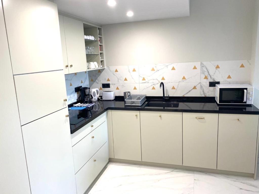 Apolo Xiv Apartamento