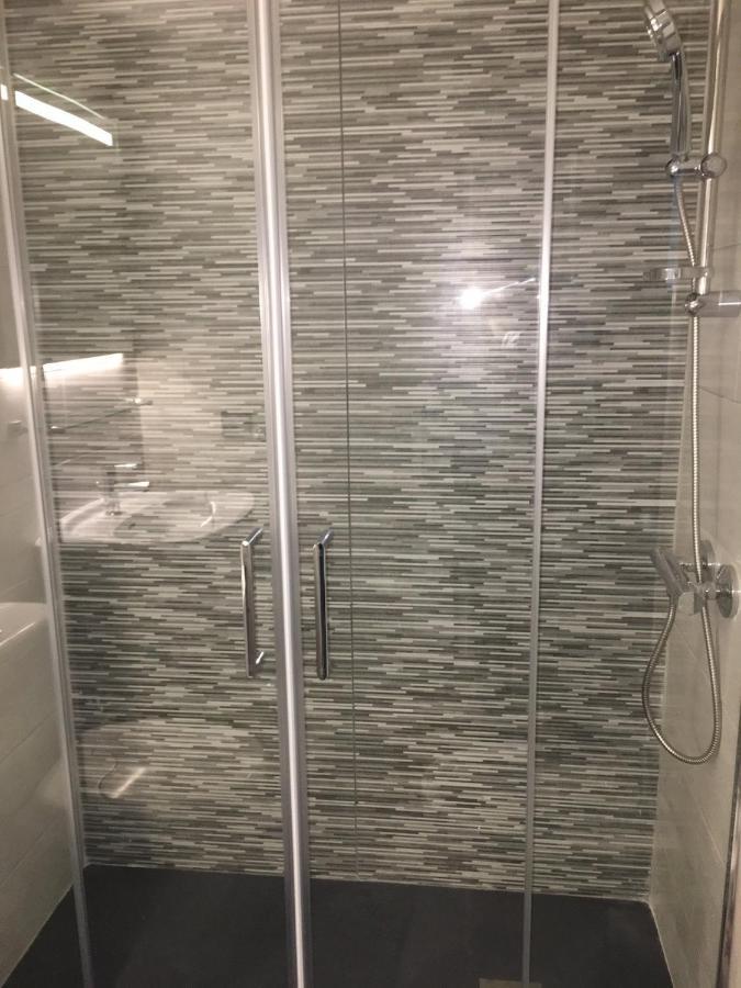 Apolo 7 2 Bed Apart Apartment *