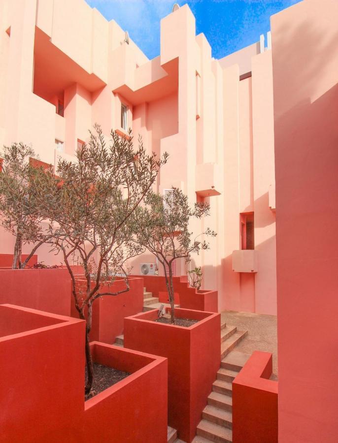 Muralla Roja 0507 *