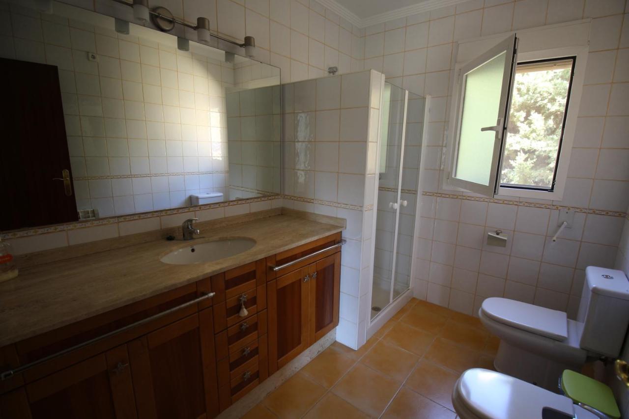 Elvira Manzanera-calpe Villa