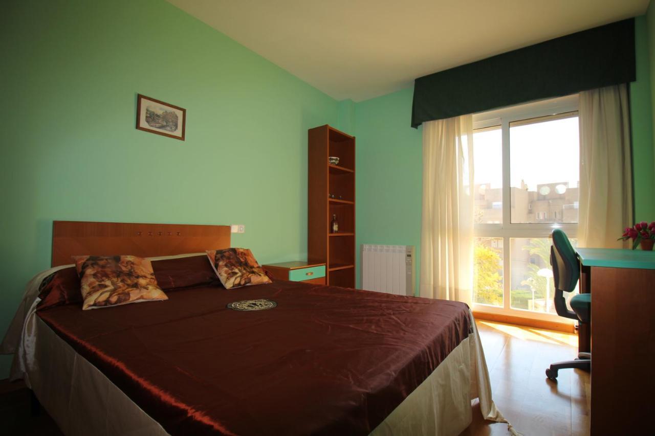 Elvira Manzanera-calpe Villa *