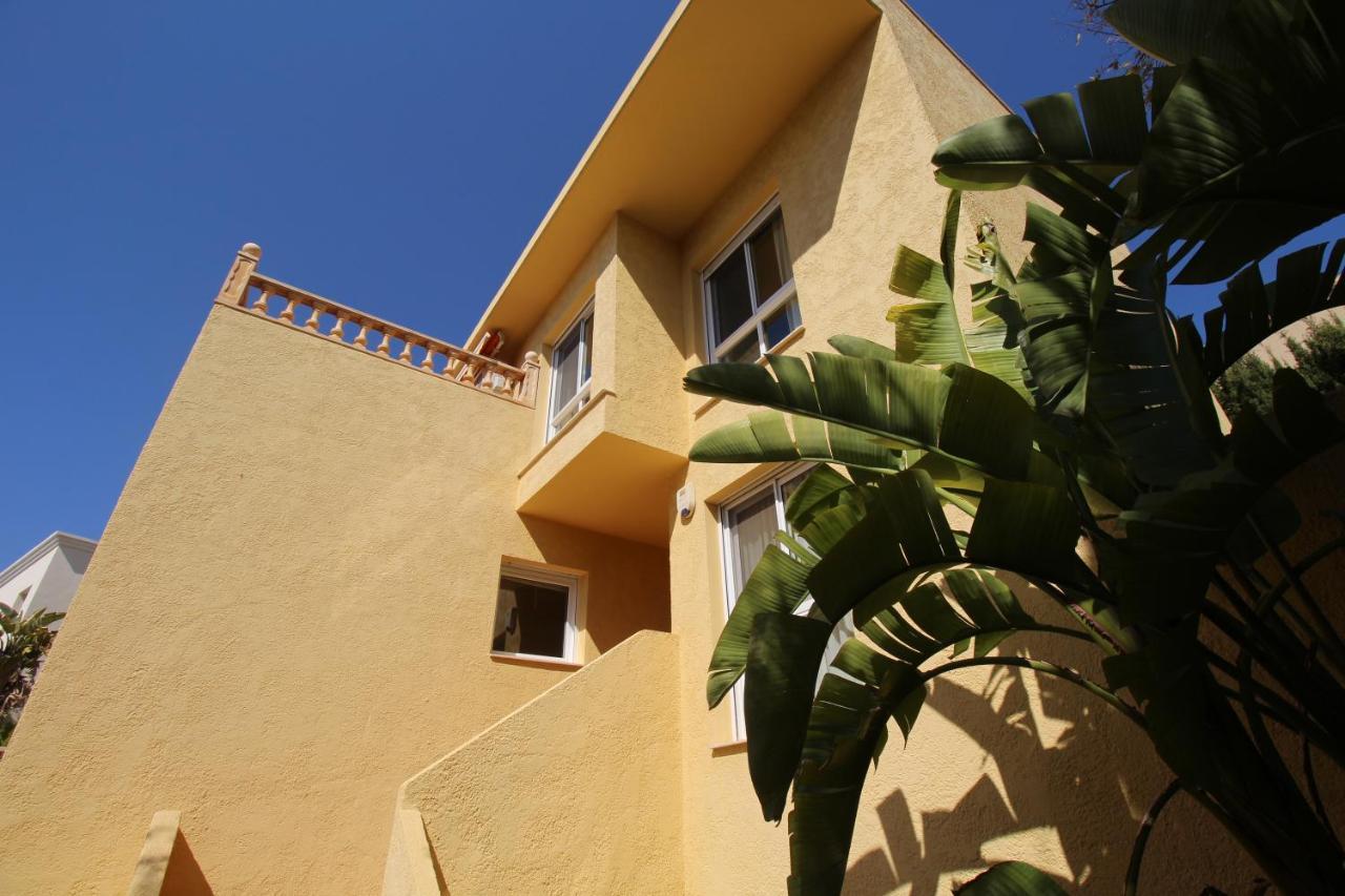 Elvira Manzanera-calpe * Calpe