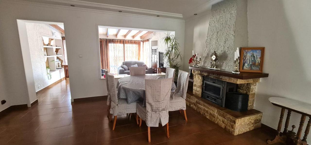 Adelfas Villa
