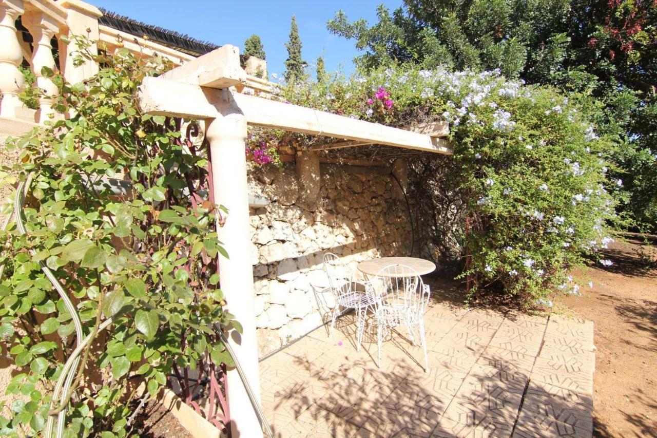 Maryvilla 0140 *