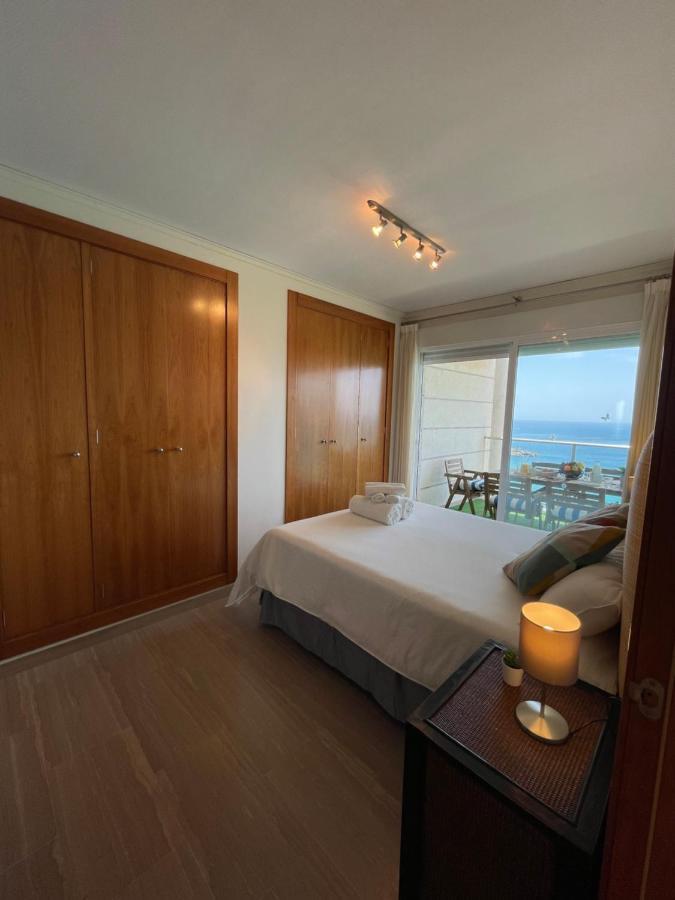 Clp - Front, Pool View And Parking *