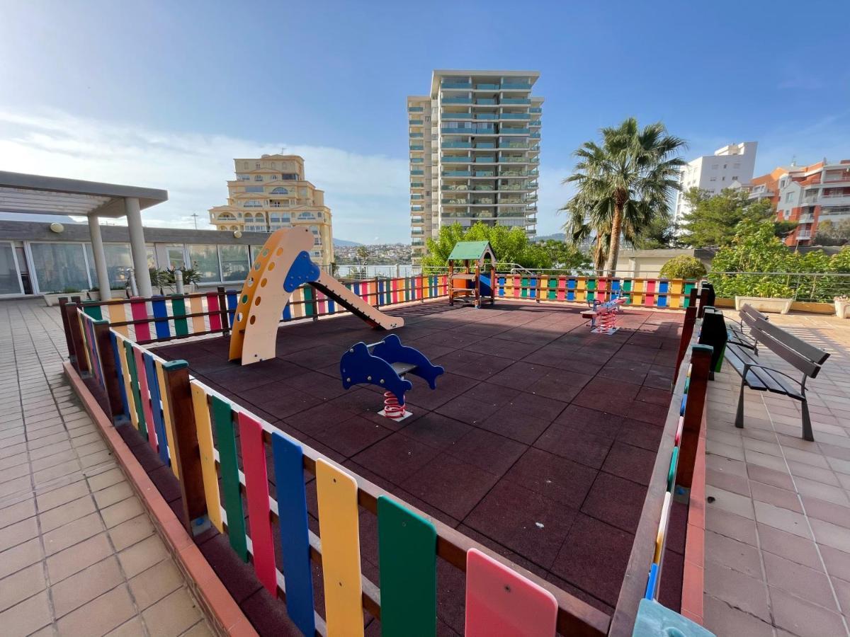 Primera Linea Vistas Piscina Y Parking Сasa de vacaciones *