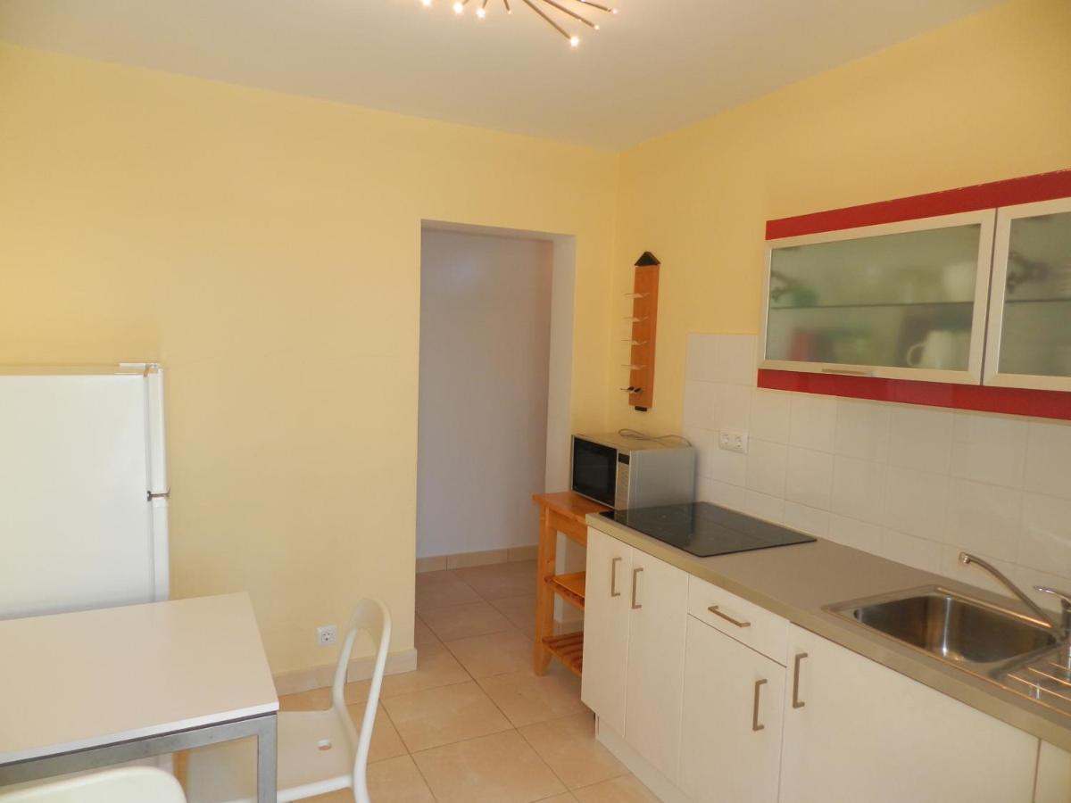 Fig Tree 8 Personas Villa