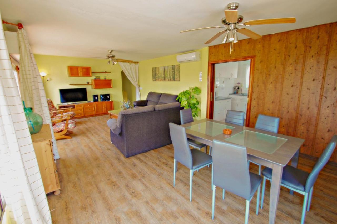 Basetes - With Private Swimming Pool In