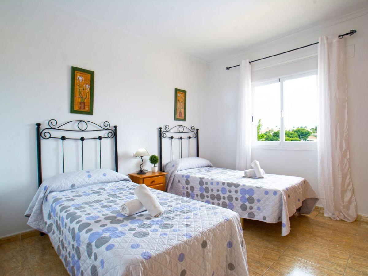 Liriopadel * Calpe