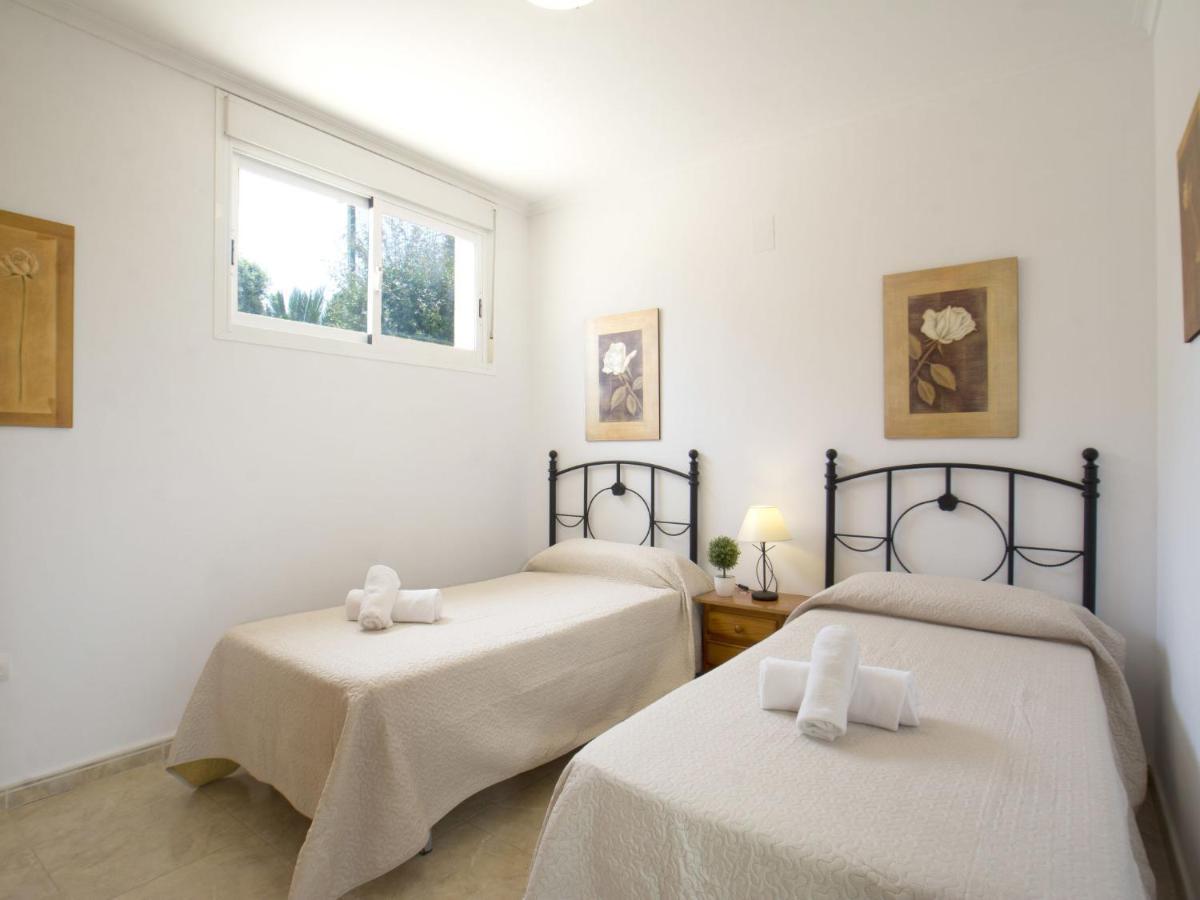 Villa Nadaltenis By Interhome