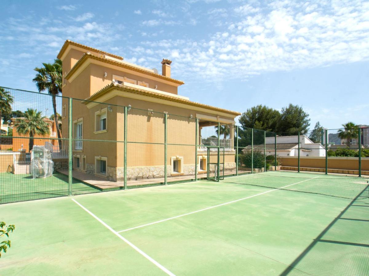 Nadaltenis By Interhome Villa
