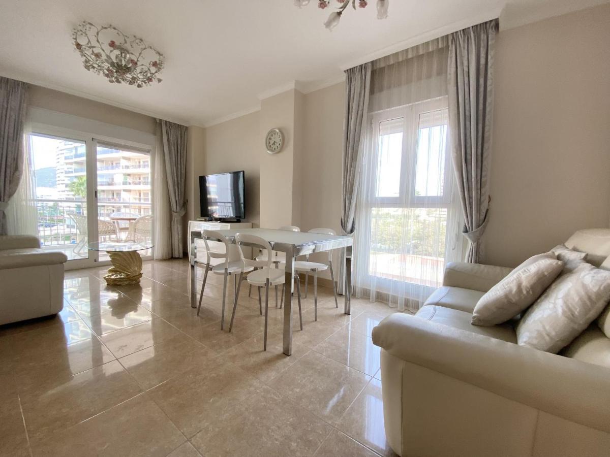 Porto Azul 3 *