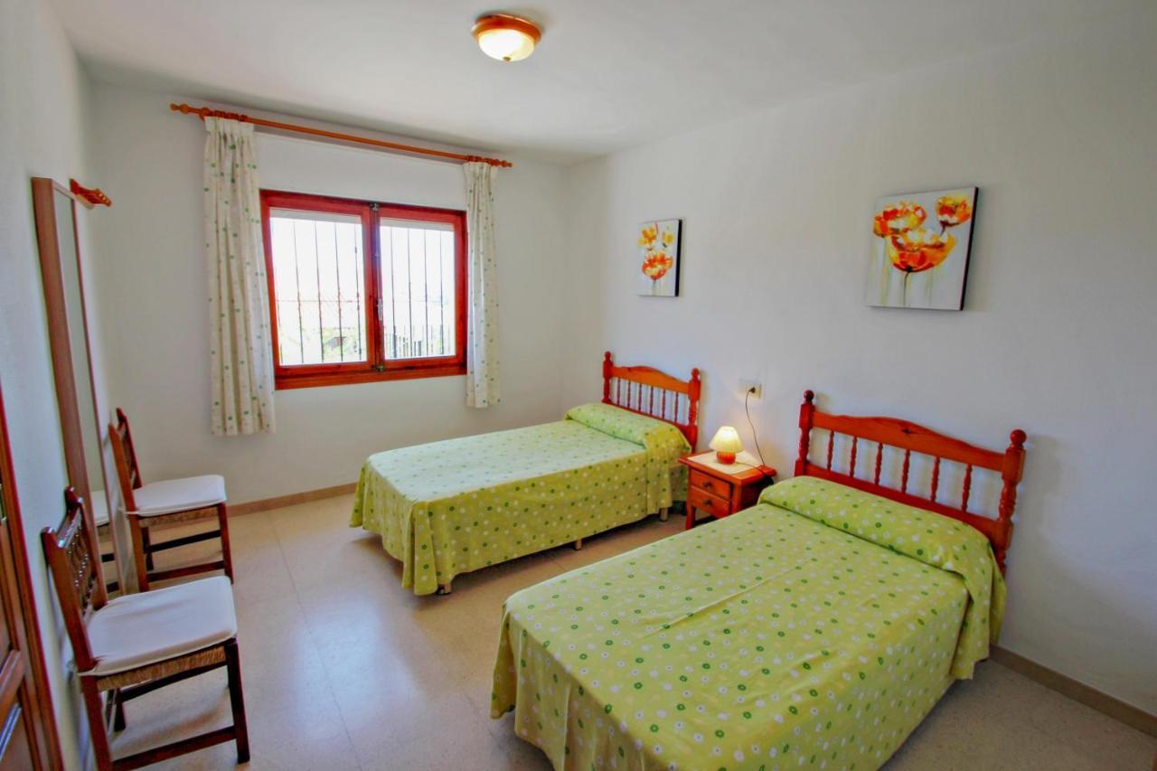 Villa Laura-29a - Pretty With Garden And Private Pool In