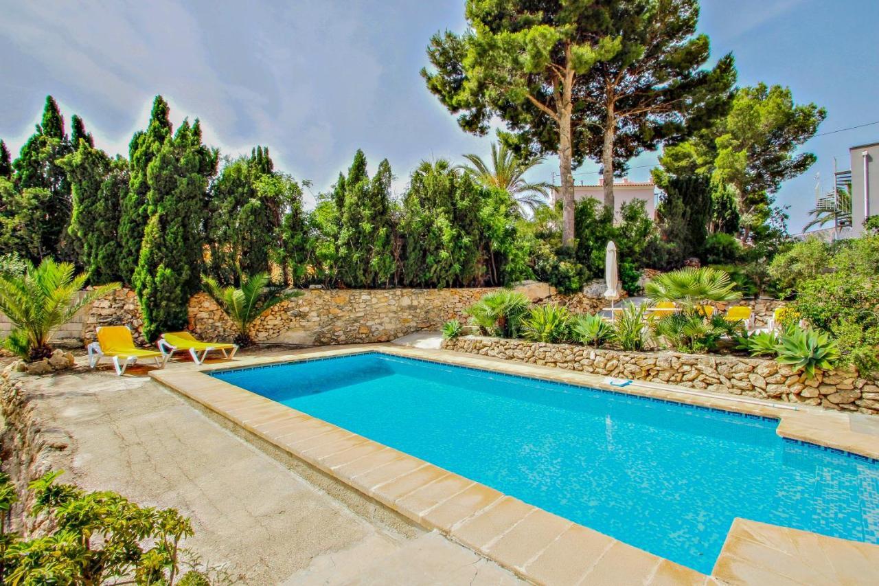 Laura-29a - Pretty With Garden And Private Pool In