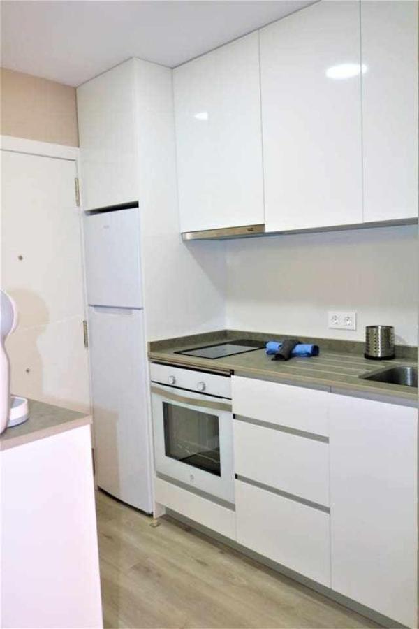 51b Apto Primera Línea De Playa Apartamento
