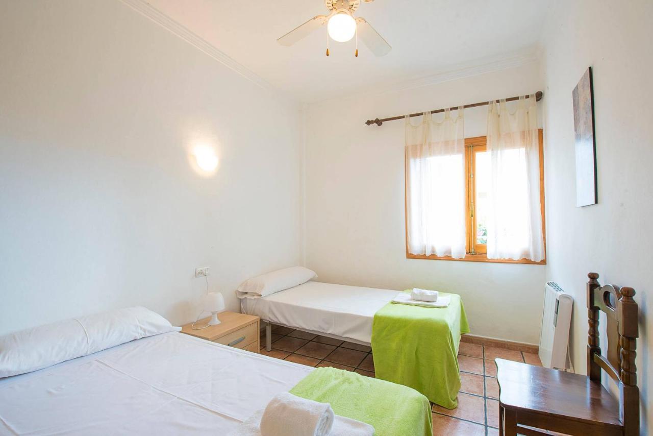 Cari - Plusholidays Calpe