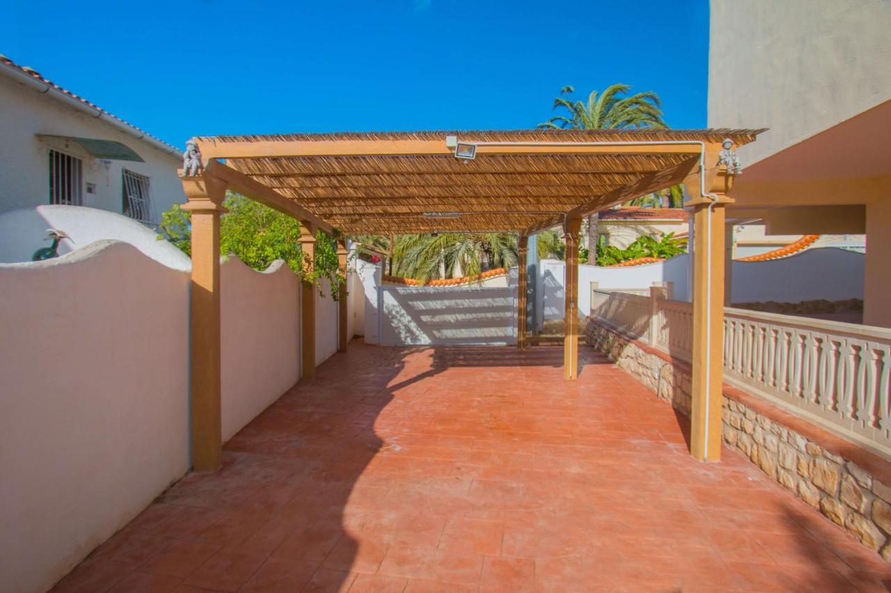 Corina - Plusholidays Villa *