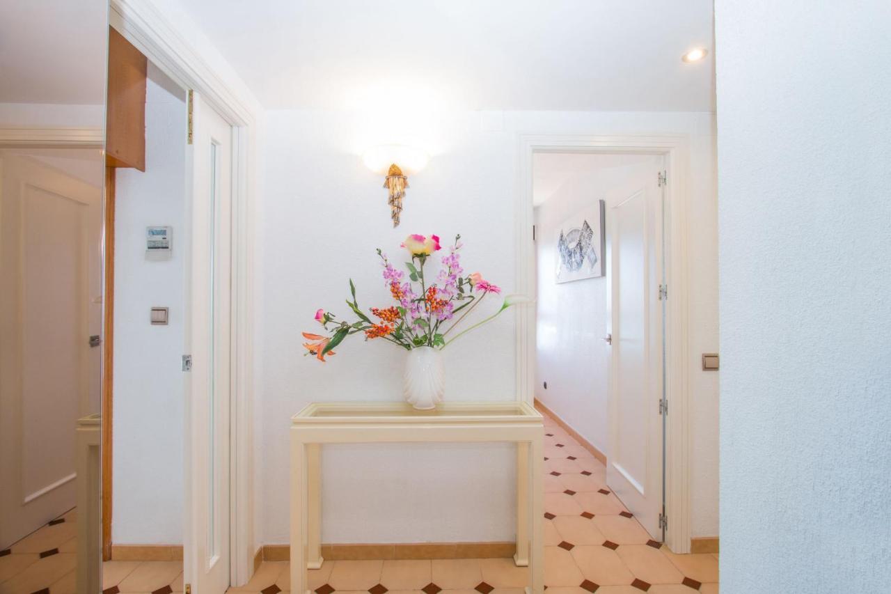 Ifach - Plusholidays Apartamento *