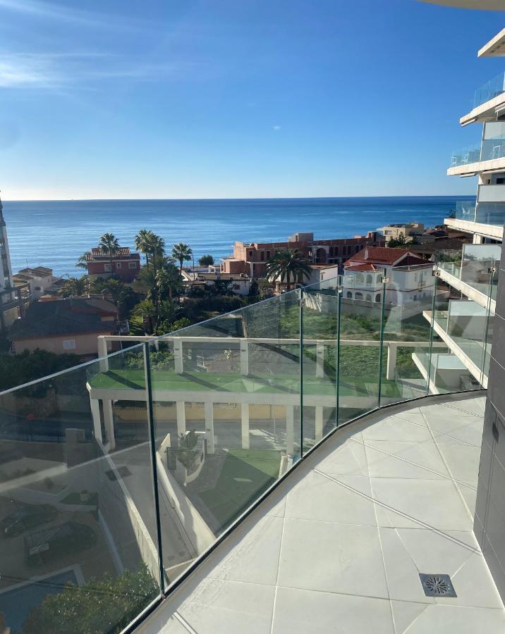 Sea View Apartment *