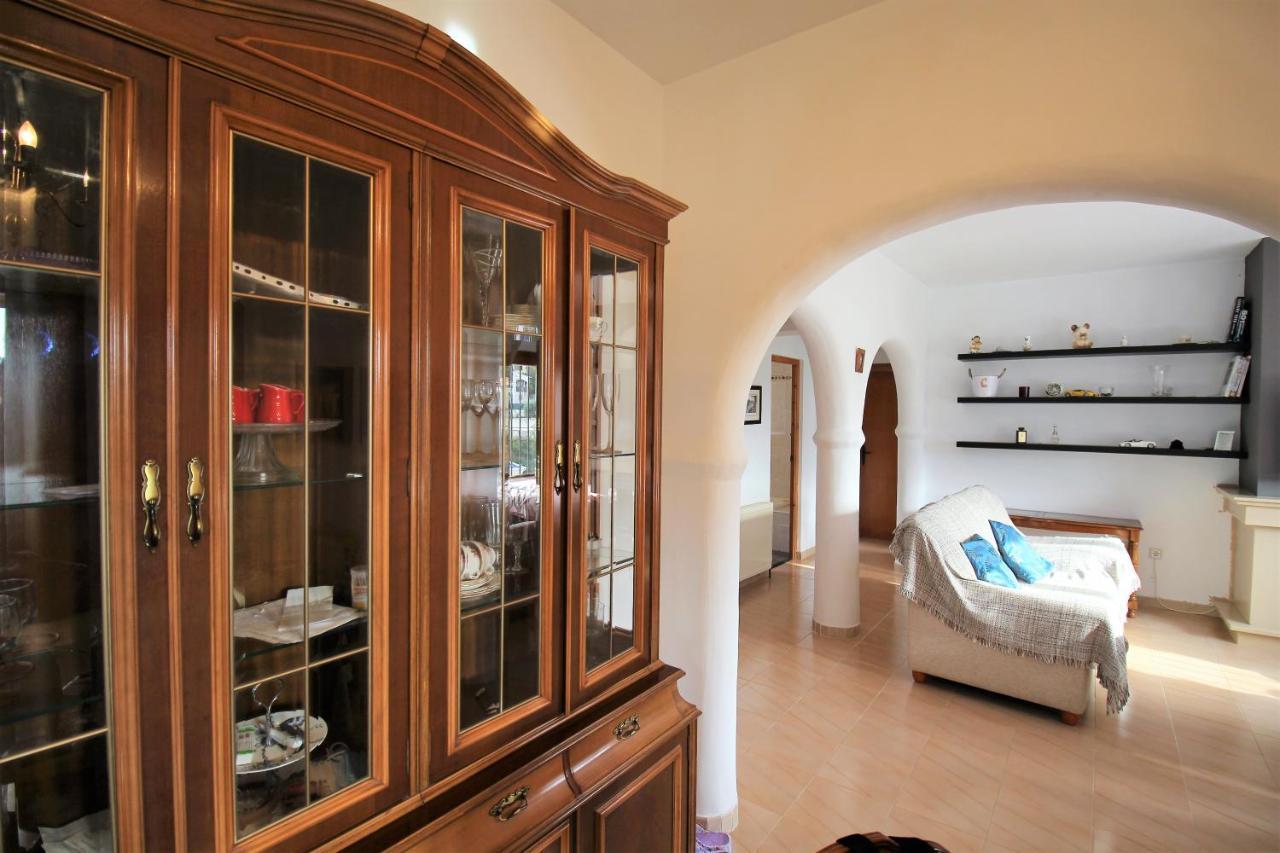 Nailencia Villa *