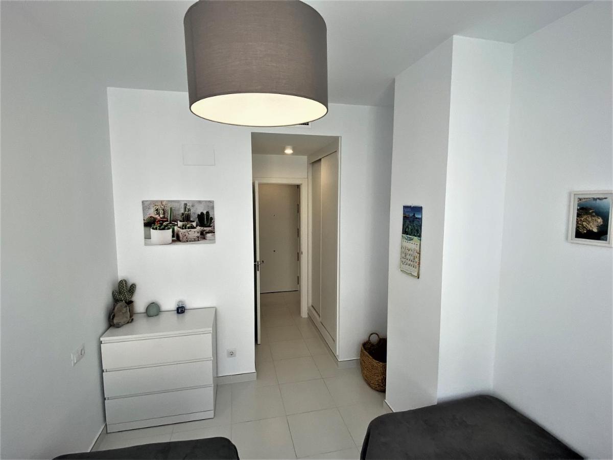 2 Sea View & Ifach Apartment