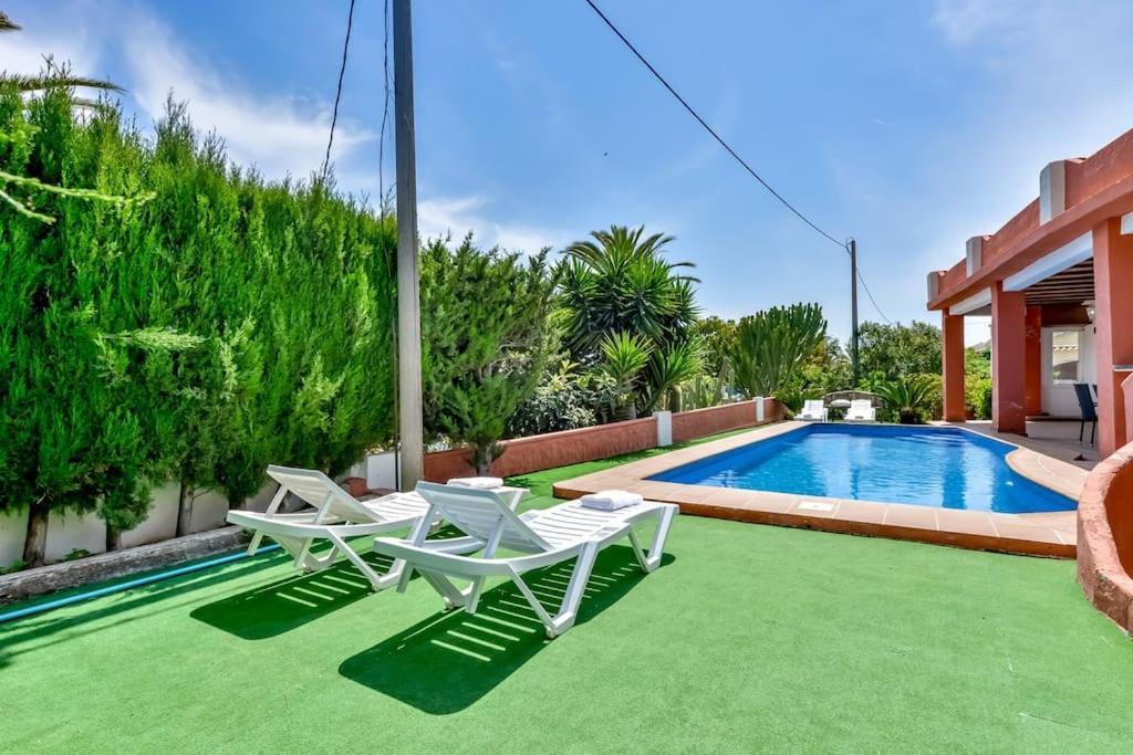 Guzman - Mouna Villa