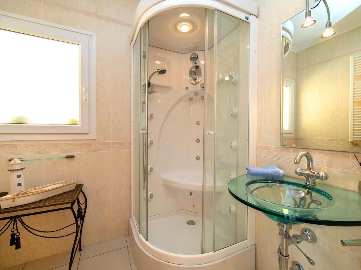 Сasa de vacaciones Fleur By Interhome