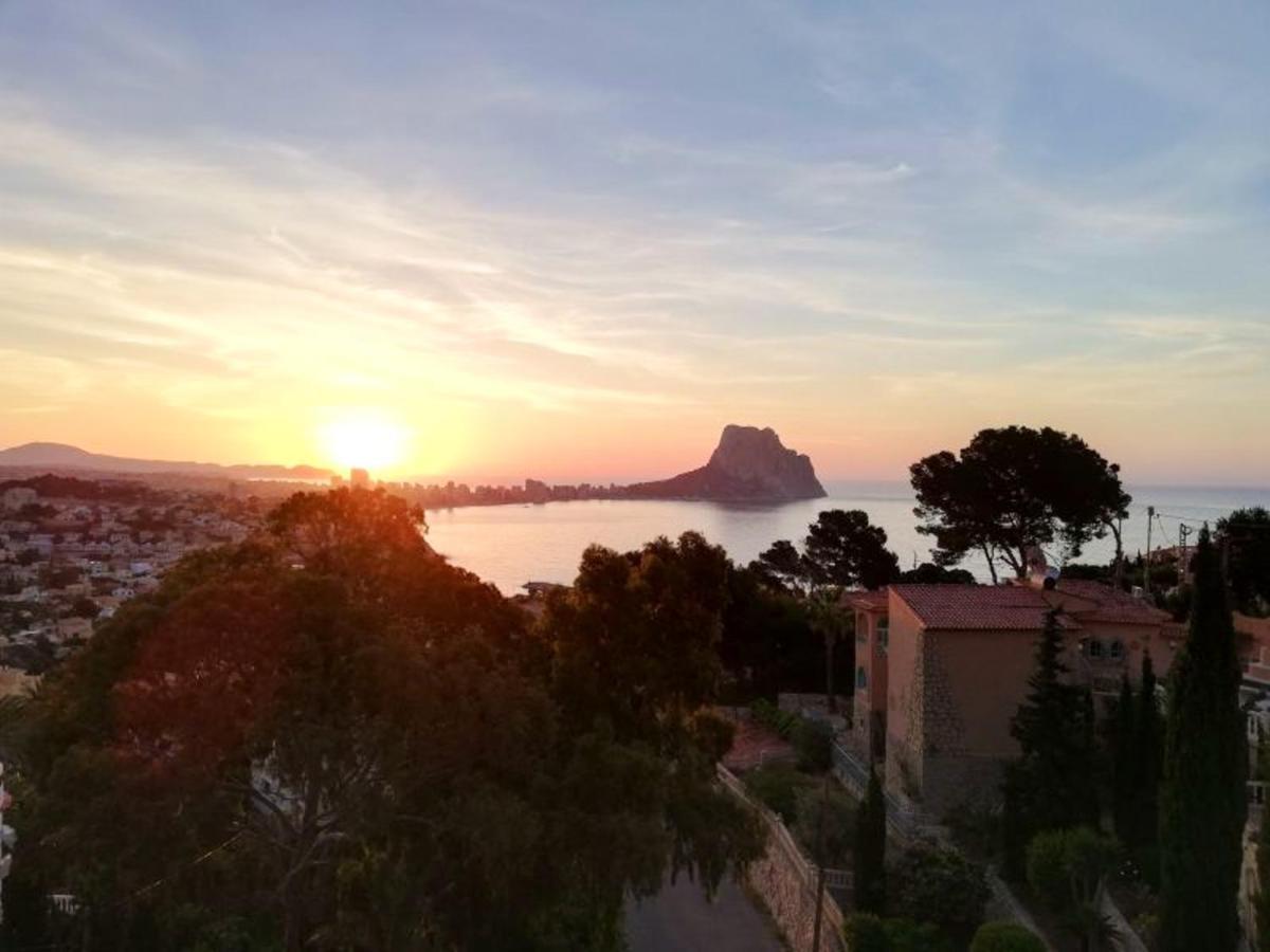 Luxury In Calpe, Pool Villa *