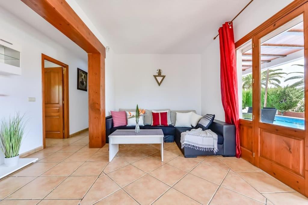 Guzman - Mouna Villa *