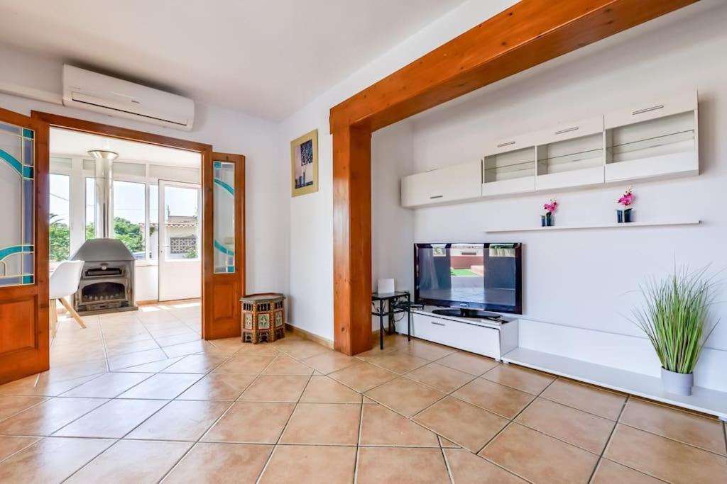 Guzman - Mouna Villa Calpe